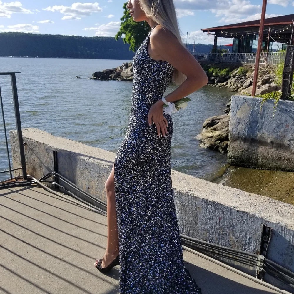 Prom Dress - Picture 7 of 12